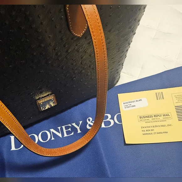 NWT Dooney & Bourke Large Ostrich Embossed Italian Leather Tote: Black & Tan